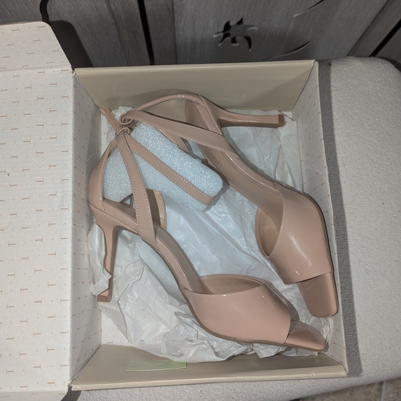 Elegant Beige Heels Thalia Sodi Ankle Strap Nude Heels Size 9 👠 - Picture 3 of 9